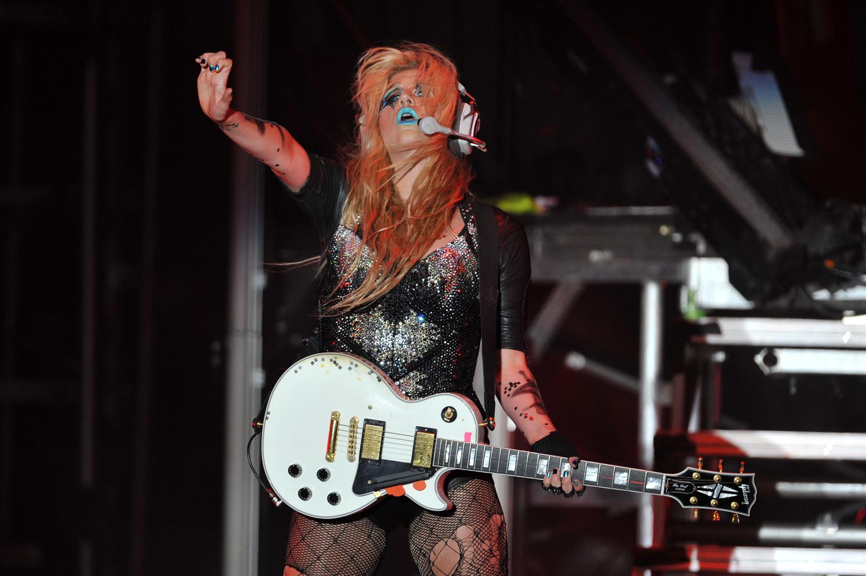 Kesha performs live in concert on her 'Get Sleazy Tour' | Picture 64580